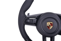 Volant Sport Porsche Macan Cayenne Cuir Alcantara 2015-2024 - installé sur véhicule - Becquet Voiture