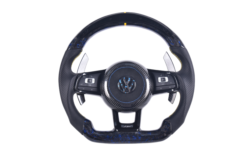Volant Volkswagen Golf 7 R Carbone Forgé LED - vue de face - Becquet Voiture