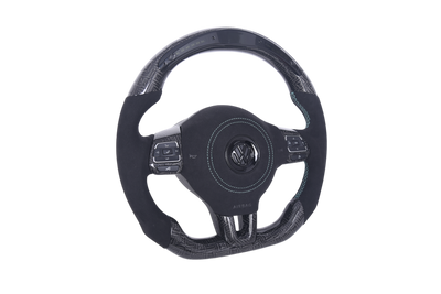 Volant VW Golf 6 Carbone Alcantara LED - vue rapprochée - Becquet Voiture