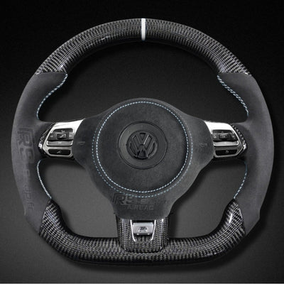 Volant VW Golf 6 GTI R Carbone Cuir Alcantara - vue de trois-quarts - Becquet Voiture