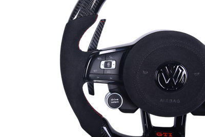 Volant VW Golf 7 GTI Cuir Alcantara Carbone - installé sur véhicule - Becquet Voiture