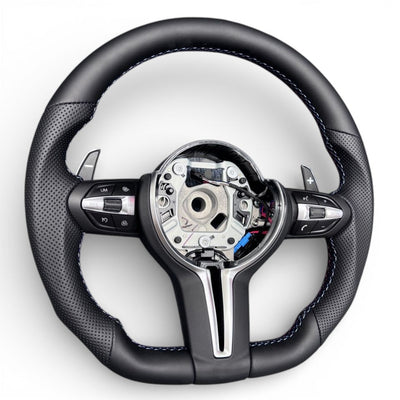 https://cdn.shopify.com/s/files/1/0565/4957/2747/files/volant_bmw_pack_m-27.jpg?v=1772905313