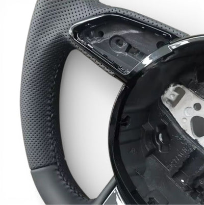 https://cdn.shopify.com/s/files/1/0565/4957/2747/files/volant_meplat_audi_a3_8v_audi_a4_a5_b8_q5-8.jpg?v=1772366734
