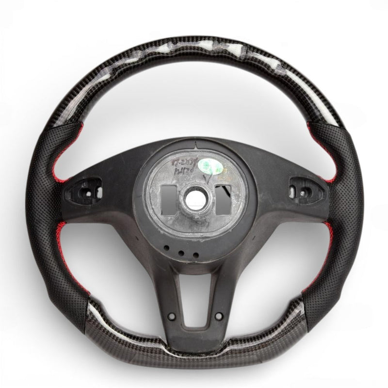 https://cdn.shopify.com/s/files/1/0565/4957/2747/files/volant_mercedes7.jpg?v=1772921360