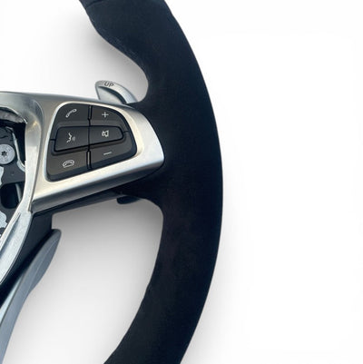 https://cdn.shopify.com/s/files/1/0565/4957/2747/files/volant_mercedes29.jpg?v=1772974588