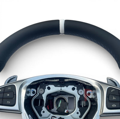 https://cdn.shopify.com/s/files/1/0565/4957/2747/files/volant_mercedes31.jpg?v=1772974588