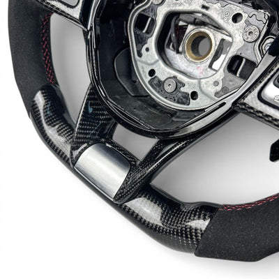 https://cdn.shopify.com/s/files/1/0565/4957/2747/files/volant_mercedes41_532d4676-9b04-41ac-aec8-5de3710ac1ff.jpg?v=1772974588