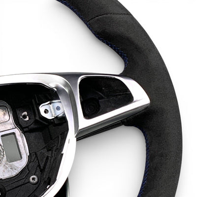 https://cdn.shopify.com/s/files/1/0565/4957/2747/files/volant_mercedes55.jpg?v=1772974588