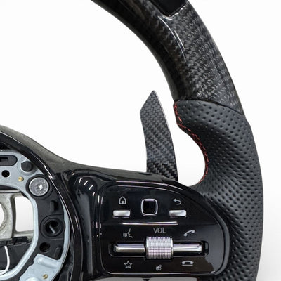 https://cdn.shopify.com/s/files/1/0565/4957/2747/files/volantmercedes139.jpg?v=1773156058