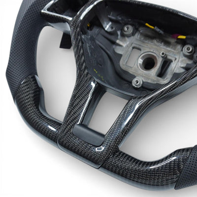 https://cdn.shopify.com/s/files/1/0565/4957/2747/files/volantmercedes20.jpg?v=1772921360