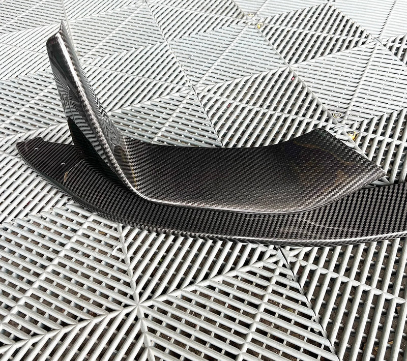 Volets Avant Fibre Carbone BMW F80 F82 F83 - vue de face - Becquet Voiture